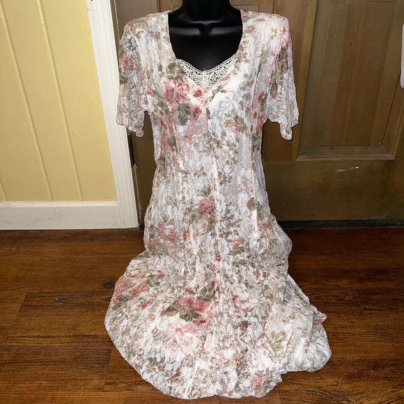 Vintage Nostalgia Pink & Terra Cota Floral Crinkle Lace Maxi Dress Size M - Picture 5 of 15